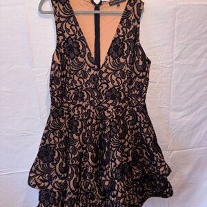 Women’s Plus Size Elegant Black Lace Dress